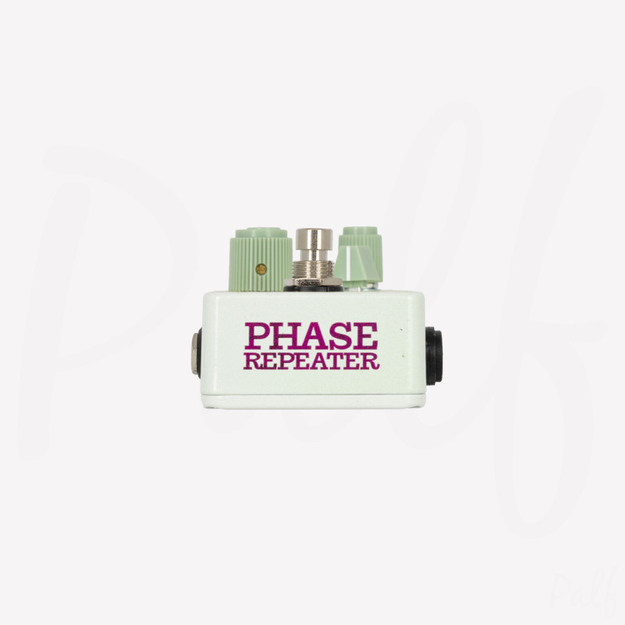 BL-52 Phase Repeater