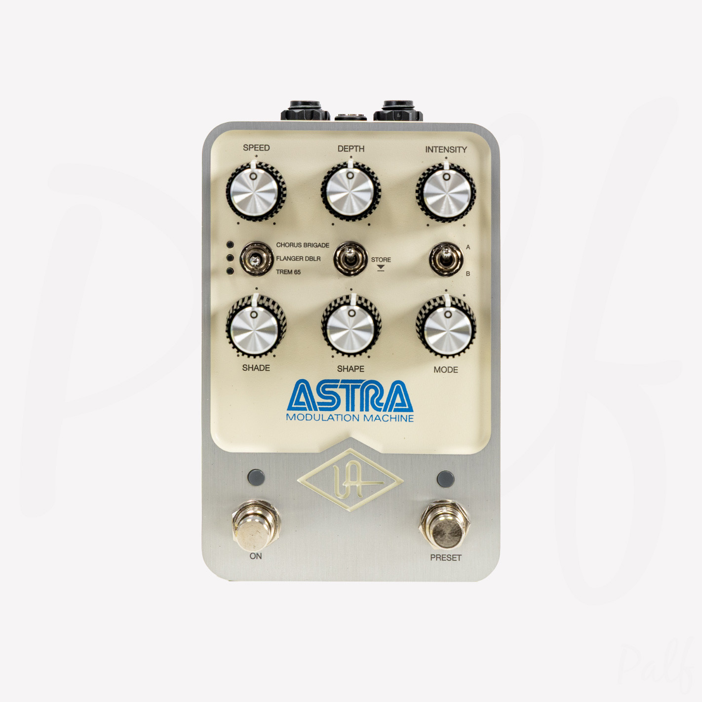 Modulation Experience Box Universal Audio - Astra Modulation Machine | Modulation haut de gamme ...