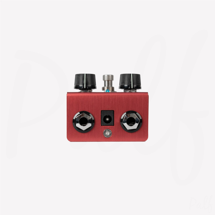 WM23 Smalls Red Llama